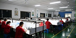 硅胶制品厂仍用人工拆边的原因
