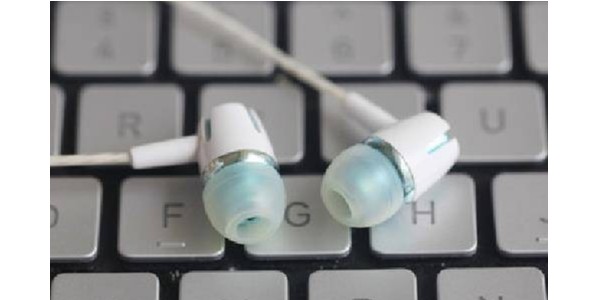 什么问题会造成硅胶耳机套的音质